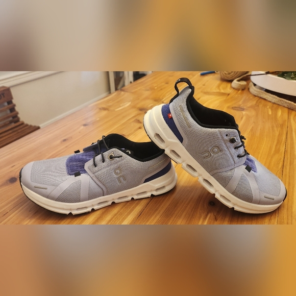 ON CLOUD SKYSTRETCH LACE RUNNING SHOES - Picture 10 of 11